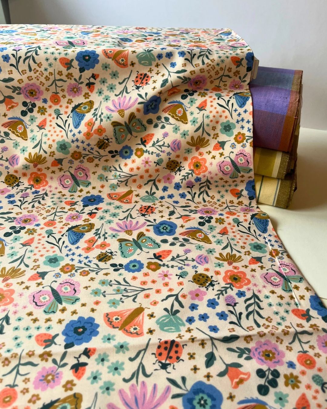 Butterfly Garden Organic Cotton Fabric – Floral Frenzy by Samantha Johnson for Cloud9 Fabrics, sold in half meters, UK