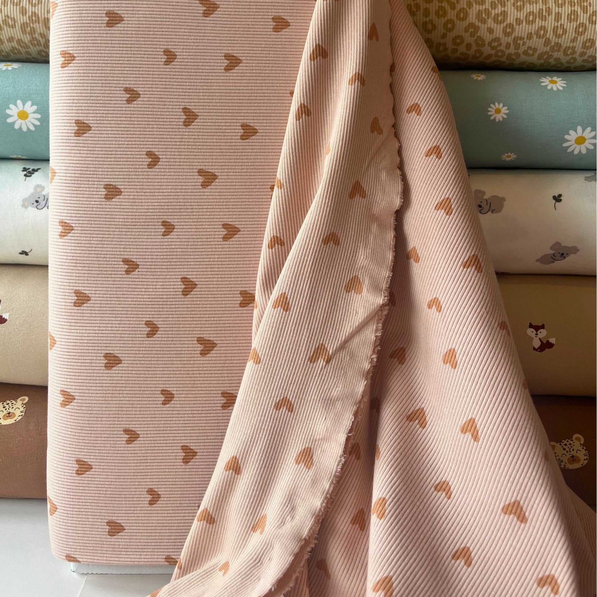 Stretchy 94% cotton 6% Lycra rib knit, perfect for babies and children.