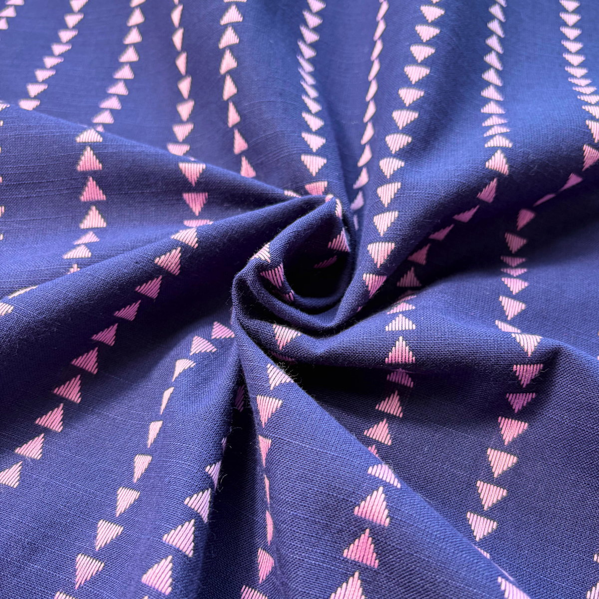 Indigo blue and lilac yarn dyed dobby triangle stripe cotton fabric vertical mini triangle woven pattern 145cm wide — 135gsm textured woven dressmaking fabric for handmade blouses dresses and soft trousers